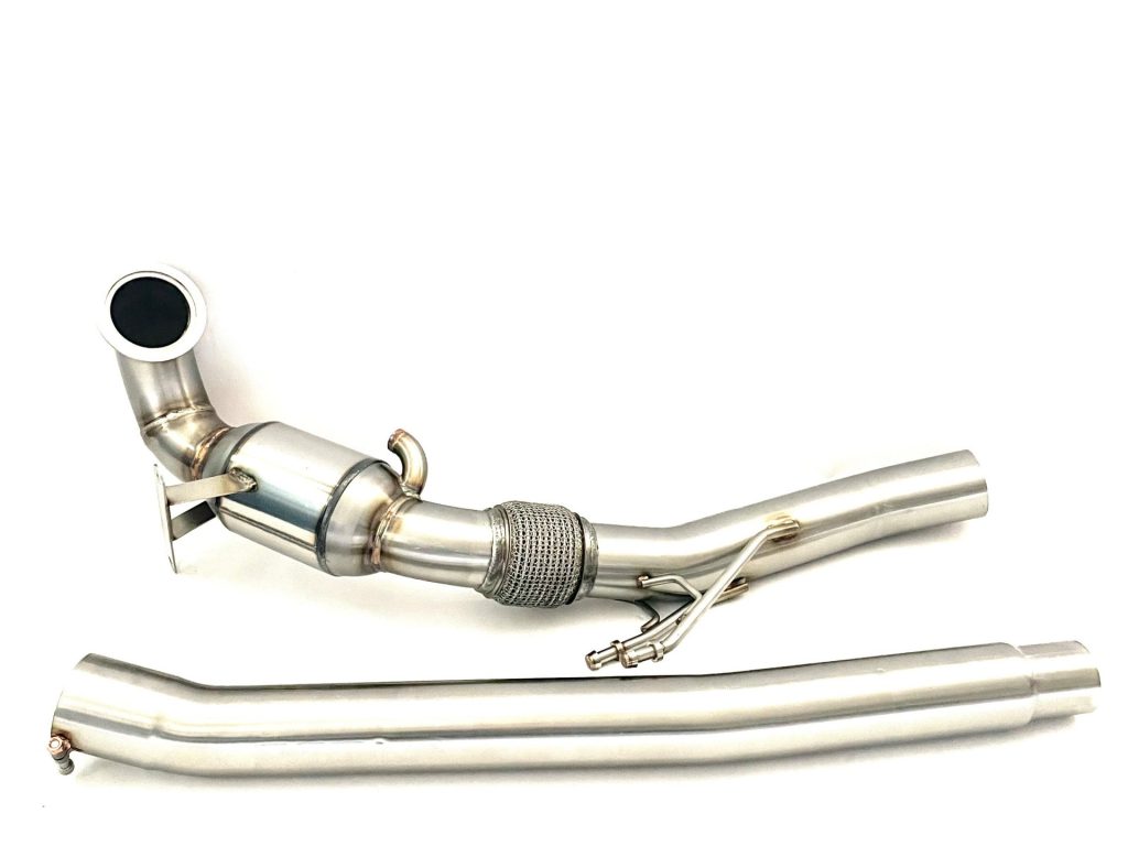 Downpipe-2.0-TSI-Passat-B8-4MOTION-met-sport-katalysator-scaled