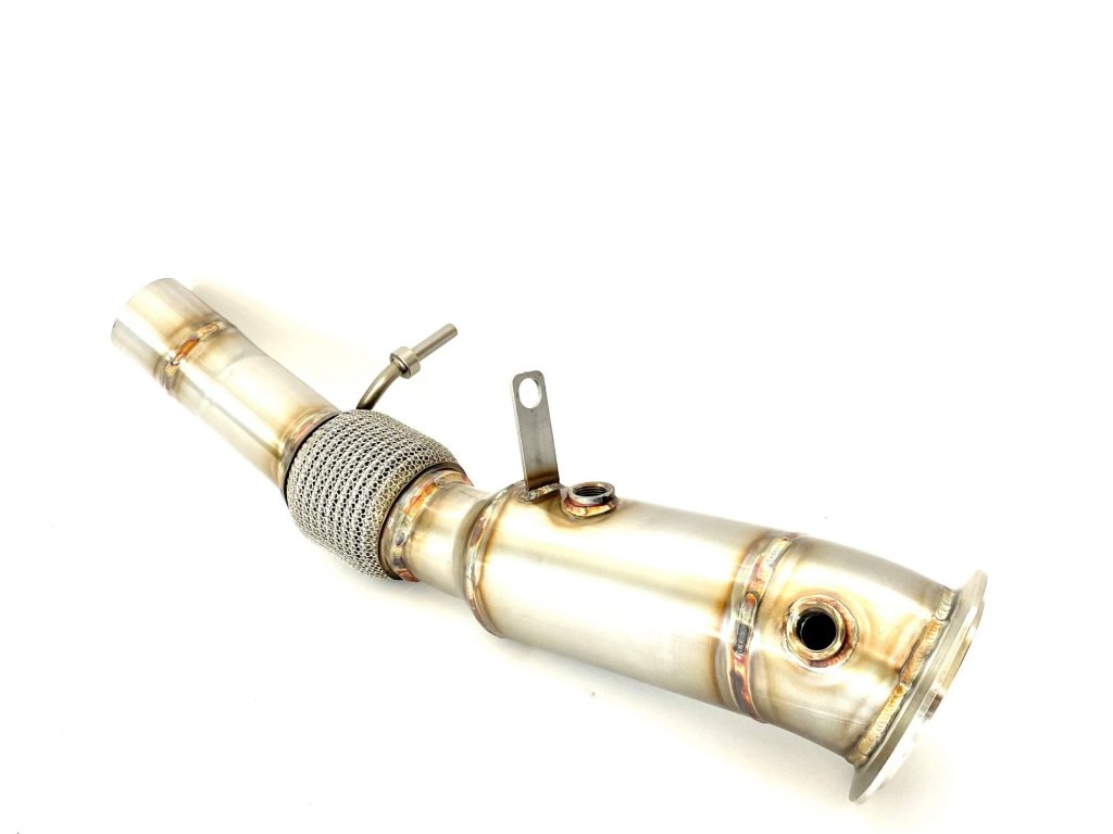 Downpipe-BMW-X1-16i-16iX-E84-N20-scaled