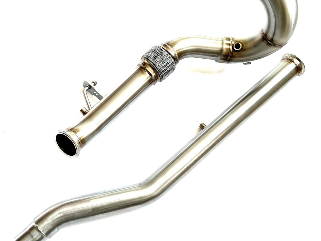 Downpipe-Volkswagen-Golf-8-R-2.0-TSI-scaled
